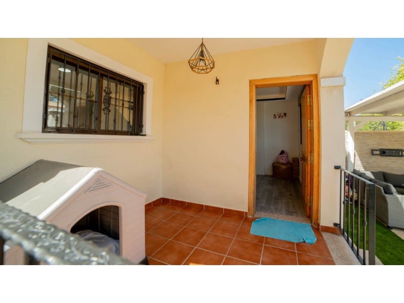 3 soverom Hus til salgs i Aguas Nuevas med svømmebasseng - € 299 000 (Ref: 9994352)