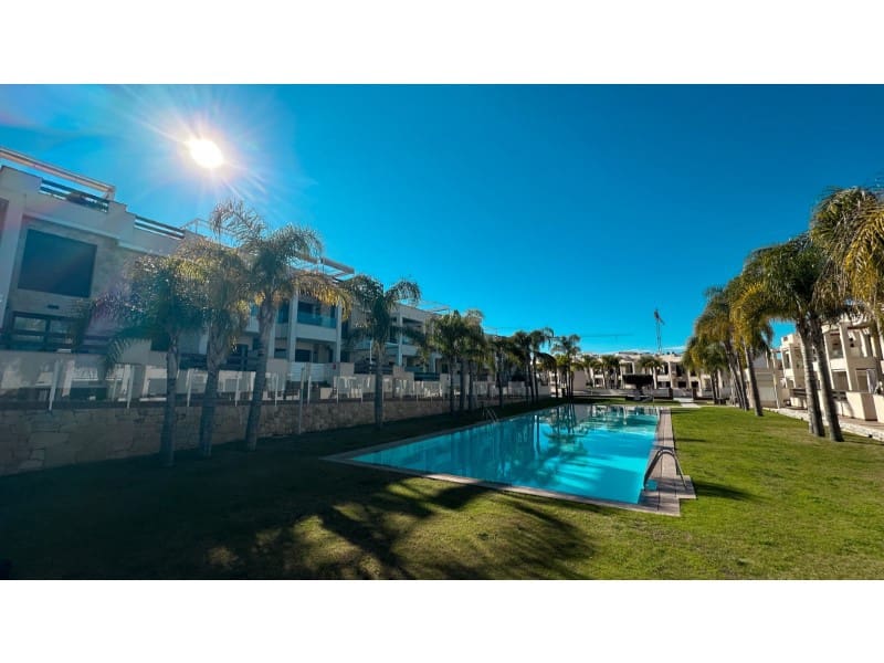 3 Zimmer Bungalow zu verkaufen in Los Altos mit Pool Garage - 314.900 € (Ref: 9994354)