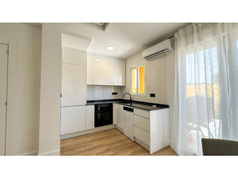 2 camera da letto Casa in vendita in La Regia - 255.000 € (Rif: 9994355)