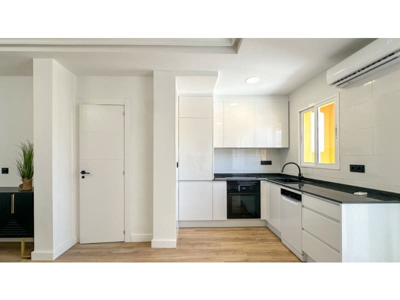 2 camera da letto Casa in vendita in La Regia - 255.000 € (Rif: 9994355)