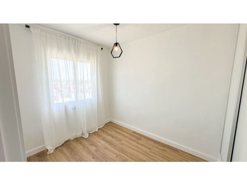 2 camera da letto Casa in vendita in La Regia - 255.000 € (Rif: 9994355)