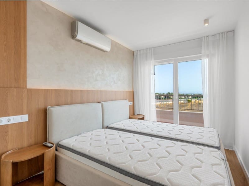2 bedroom Penthouse for sale in Punta Prima with garage - € 225,000 (Ref: 9996851)