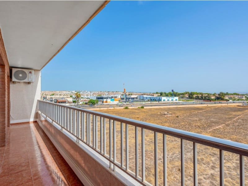 2 bedroom Penthouse for sale in Punta Prima with garage - € 225,000 (Ref: 9996851)
