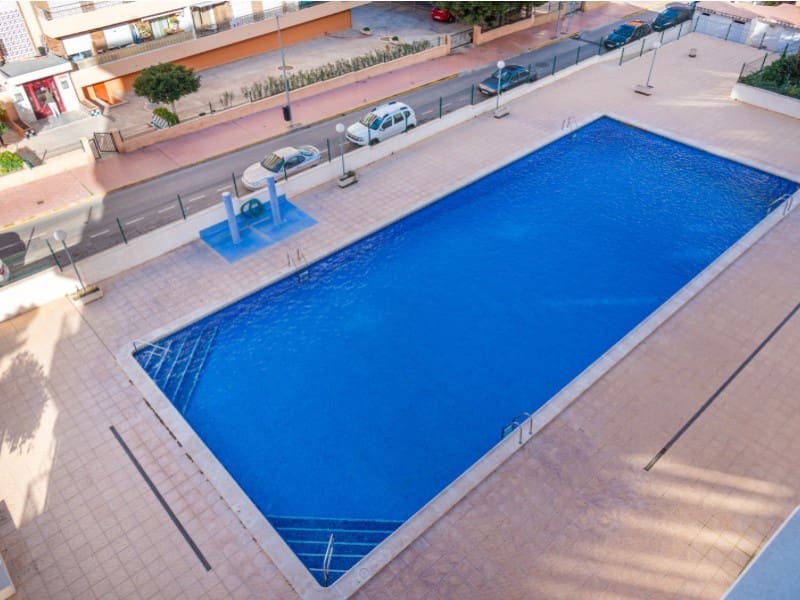 2 bedroom Penthouse for sale in Punta Prima with garage - € 225,000 (Ref: 9996851)