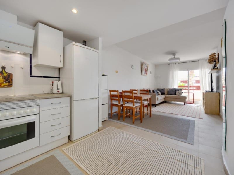 2 soveværelse Lejlighed til salg i Playa Flamenca med swimmingpool - € 194.969 (Ref: 9996852)