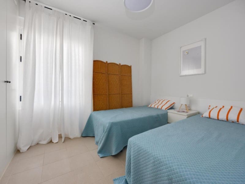 2 soveværelse Lejlighed til salg i Playa Flamenca med swimmingpool - € 194.969 (Ref: 9996852)