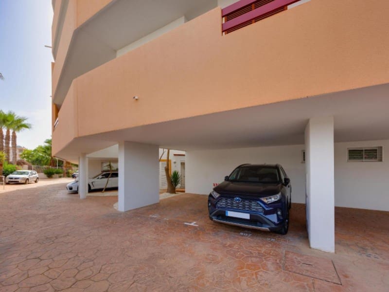 2 soveværelse Lejlighed til salg i Playa Flamenca med swimmingpool - € 194.969 (Ref: 9996852)