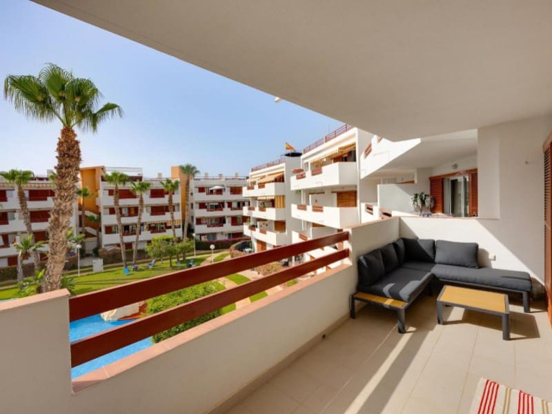 2 soveværelse Lejlighed til salg i Playa Flamenca med swimmingpool - € 194.969 (Ref: 9996852)