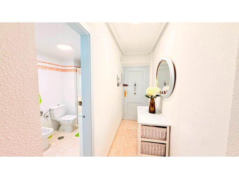 1 soveværelse Lejlighed til salg i Torrevieja - € 135.000 (Ref: 9996854)