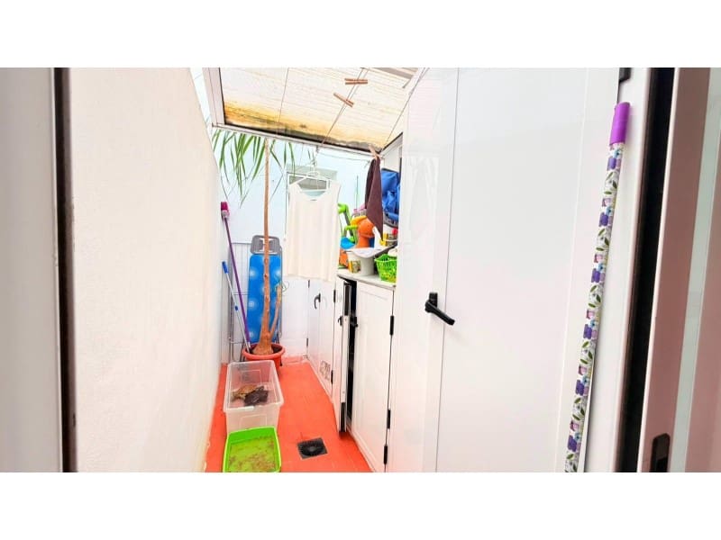 1 soveværelse Lejlighed til salg i Torrevieja - € 135.000 (Ref: 9996854)