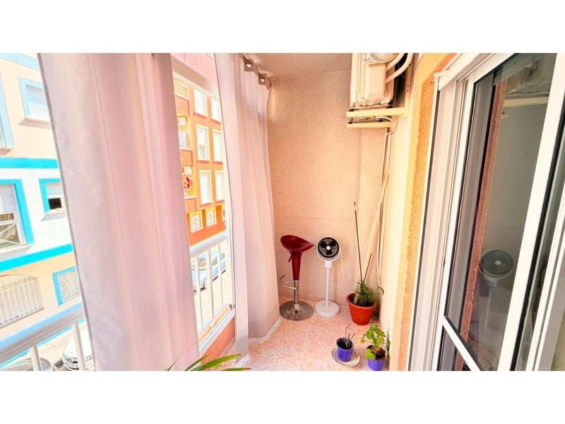 1 soveværelse Lejlighed til salg i Torrevieja - € 135.000 (Ref: 9996854)