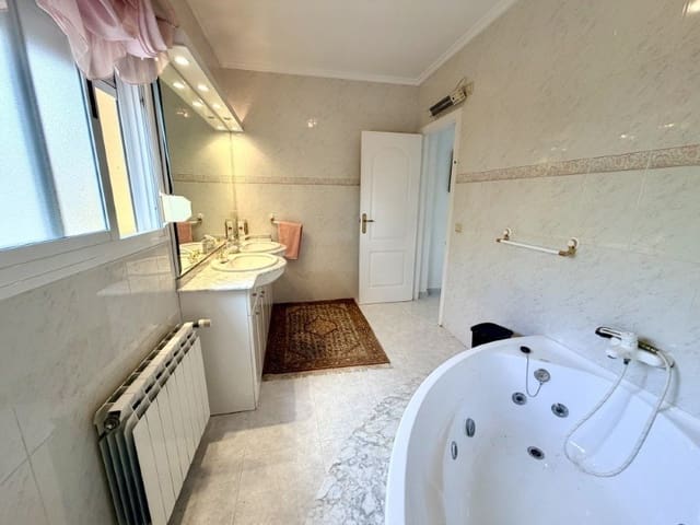 5 sovrum Villa till salu i Ciudad Quesada, Rojales med pool garage - 669 000 € (Ref: 9996856)