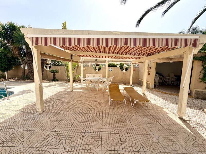 5 sovrum Villa till salu i Ciudad Quesada med pool garage - 669 000 € (Ref: 9996856)
