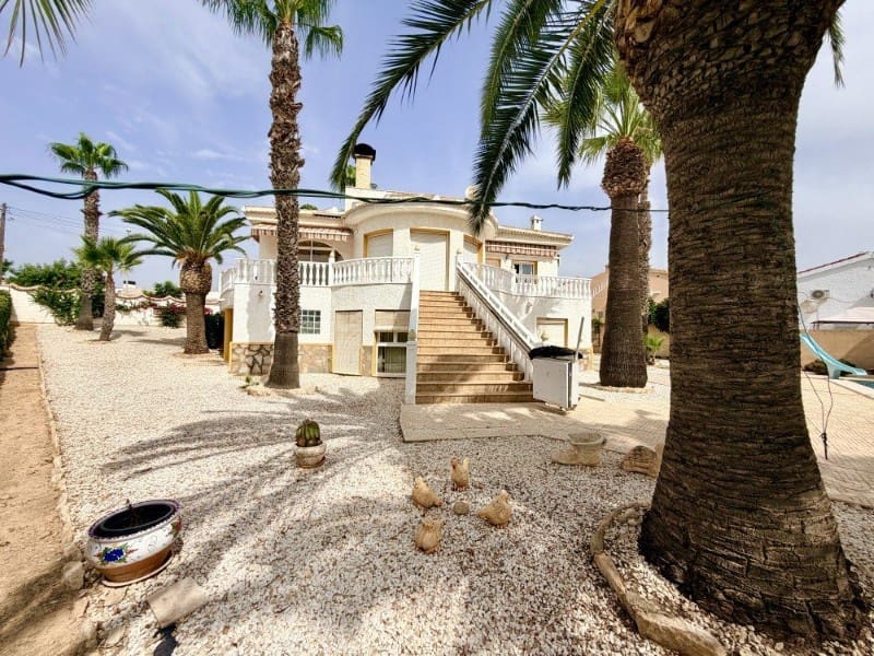5 sovrum Villa till salu i Ciudad Quesada med pool garage - 669 000 € (Ref: 9996856)