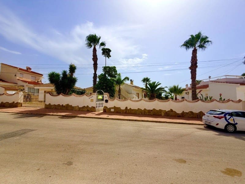 5 sovrum Villa till salu i Ciudad Quesada med pool garage - 669 000 € (Ref: 9996856)