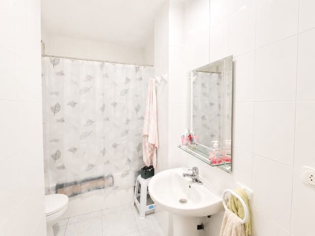1 soverom Penthouse til salgs i La Zenia, Orihuela med garasje - € 230 000 (Ref: 9996857)