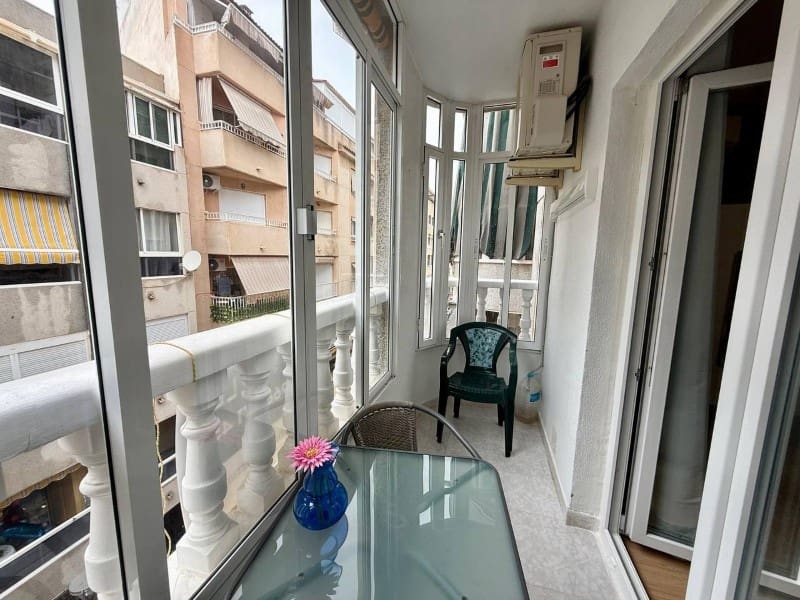 1 chambre Appartement à vendre à Torrevieja - 155 900 € (Ref: 9996858)