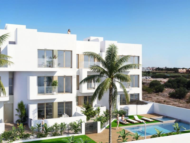 2 soveværelse Lejlighed til salg i Los Alcazares med swimmingpool - € 279.900 (Ref: 9998514)