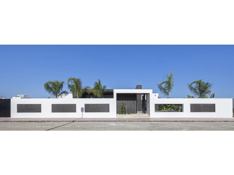 Chalet de 3 habitaciones en Ciudad Quesada en venta con piscina - 1.099.000 € (Ref: 9998517)