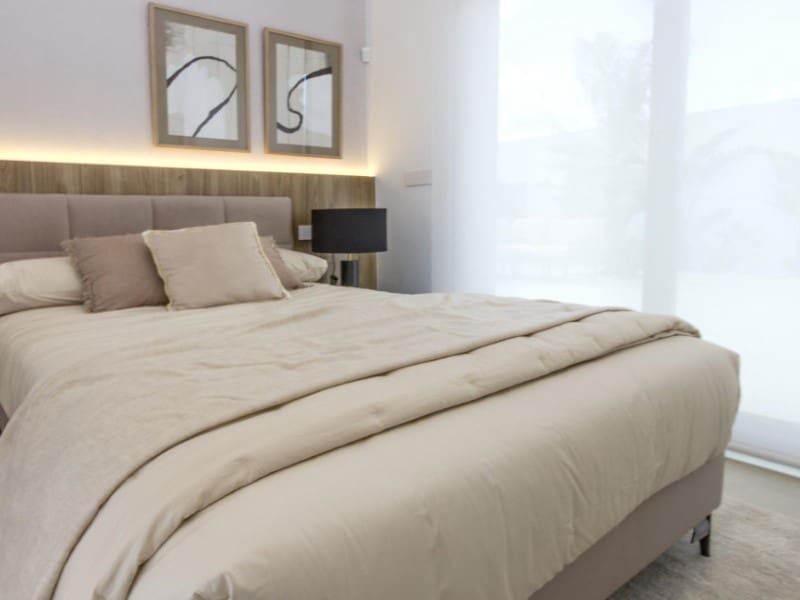 Chalet de 3 habitaciones en Ciudad Quesada en venta con piscina - 1.099.000 € (Ref: 9998517)