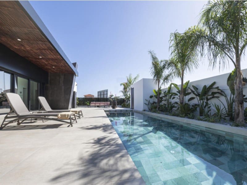 Chalet de 3 habitaciones en Ciudad Quesada en venta con piscina - 1.099.000 € (Ref: 9998517)