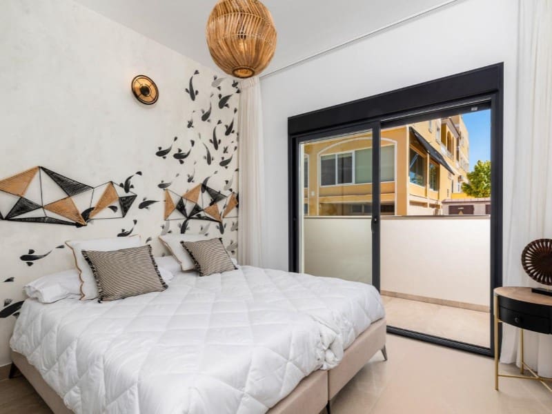 3 Zimmer Penthouse zu verkaufen in Benijofar mit Pool - 425.000 € (Ref: 9998519)