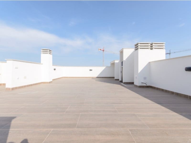 3 Zimmer Bungalow zu verkaufen in Torrevieja mit Pool - 330.000 € (Ref: 9998528)