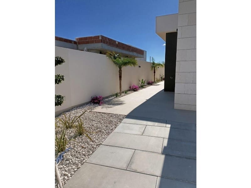 3 soveværelse Villa til salg i Pinar de Campoverde med swimmingpool - € 586.000 (Ref: 9998548)