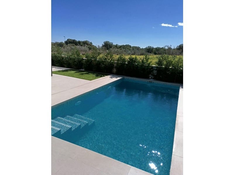3 soveværelse Villa til salg i Pinar de Campoverde med swimmingpool - € 586.000 (Ref: 9998548)