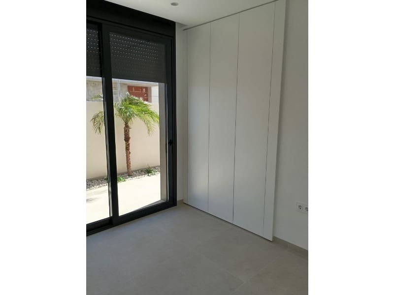3 soveværelse Villa til salg i Pinar de Campoverde med swimmingpool - € 586.000 (Ref: 9998548)