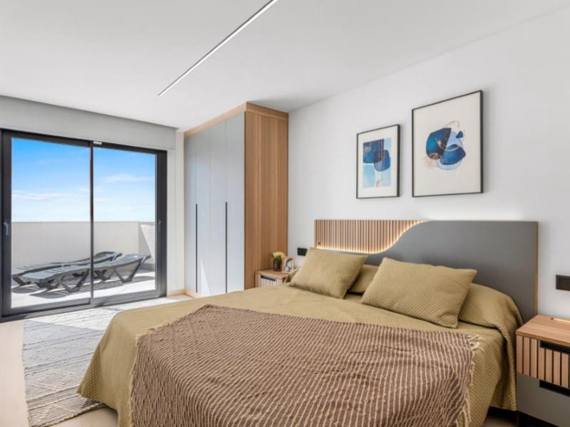 3 quarto Apartamento para venda em Guardamar del Segura com piscina - 252 000 € (Ref: 9998549)