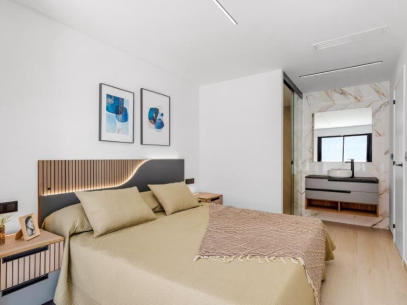 3 quarto Apartamento para venda em Guardamar del Segura com piscina - 252 000 € (Ref: 9998549)
