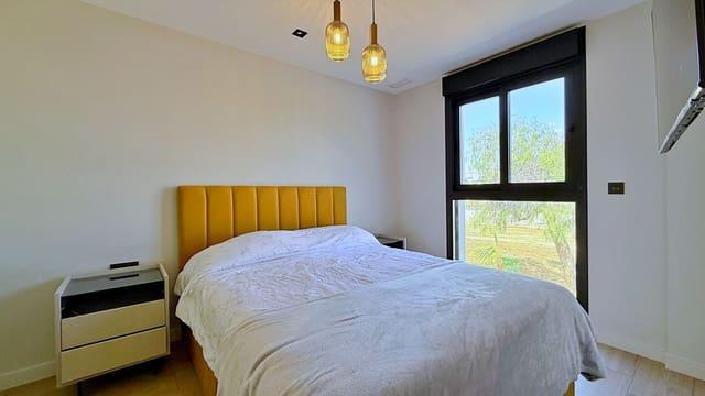 2 bedroom Penthouse for sale in Punta Prima, Orihuela - € 379,000 (Ref: 10017638)