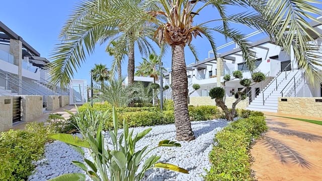 2 makuuhuone Kattohuoneisto myytävänä paikassa Punta Prima, Orihuela - 379 000 € (Ref: 10017638)