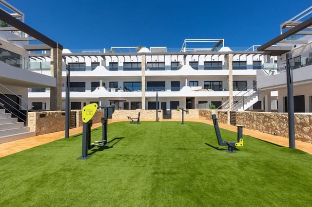 Ático de 2 habitaciones en Punta Prima, Orihuela en venta - 349.900 € (Ref: 10017638)