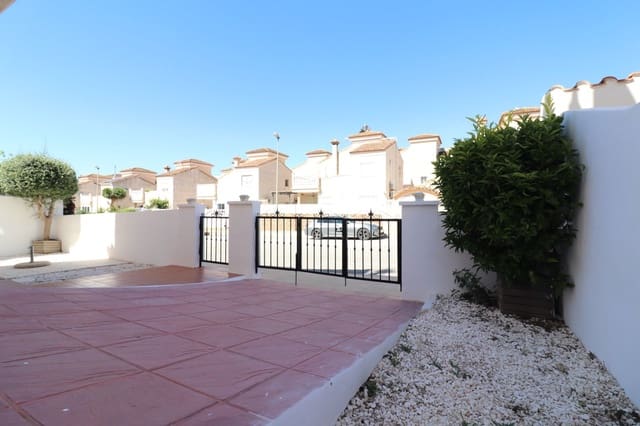 3 chambre Villa/Maison à vendre à San Miguel de Salinas avec piscine - 250 000 € (Ref: 10022602)