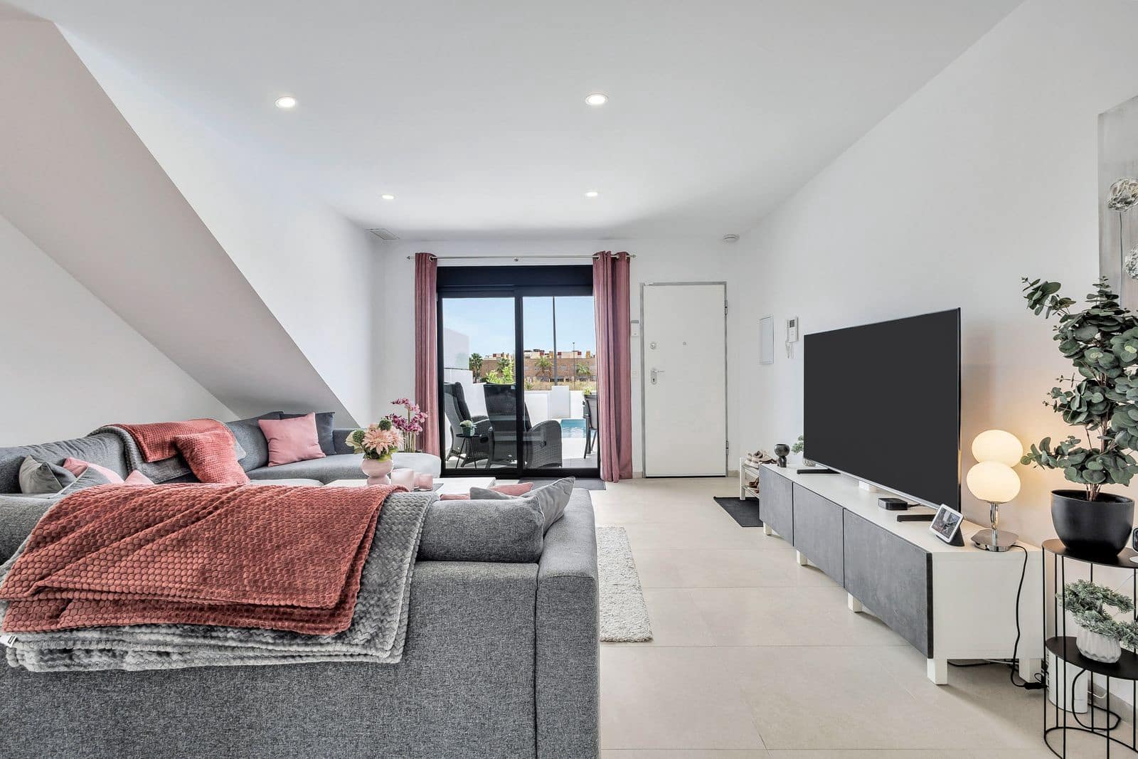 2 sypialnia Apartament na sprzedaż w Los Alcazares z basenem - 278 500 € (Ref: 10024299)