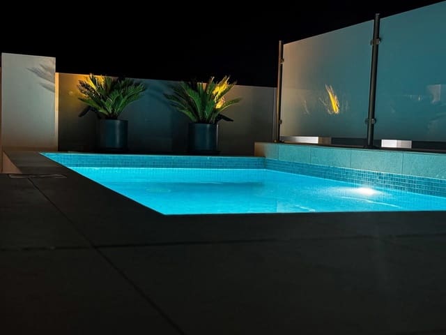 2 slaapkamer Appartement te koop in Los Alcázares met zwembad - € 278.500 (Ref: 10024299)