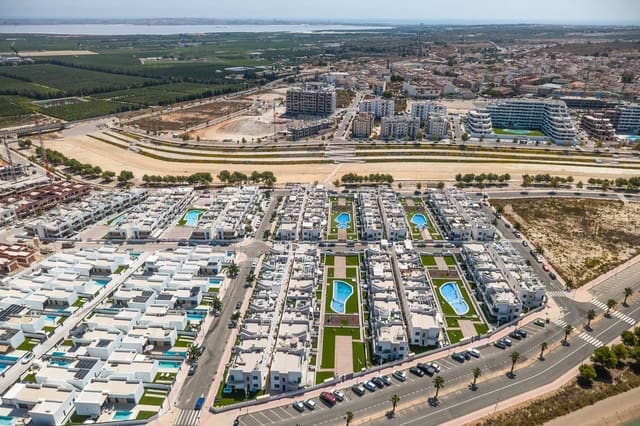 Apartamento de 2 habitaciones en San Miguel de Salinas en venta con piscina - 257.500 € (Ref: 10024300)