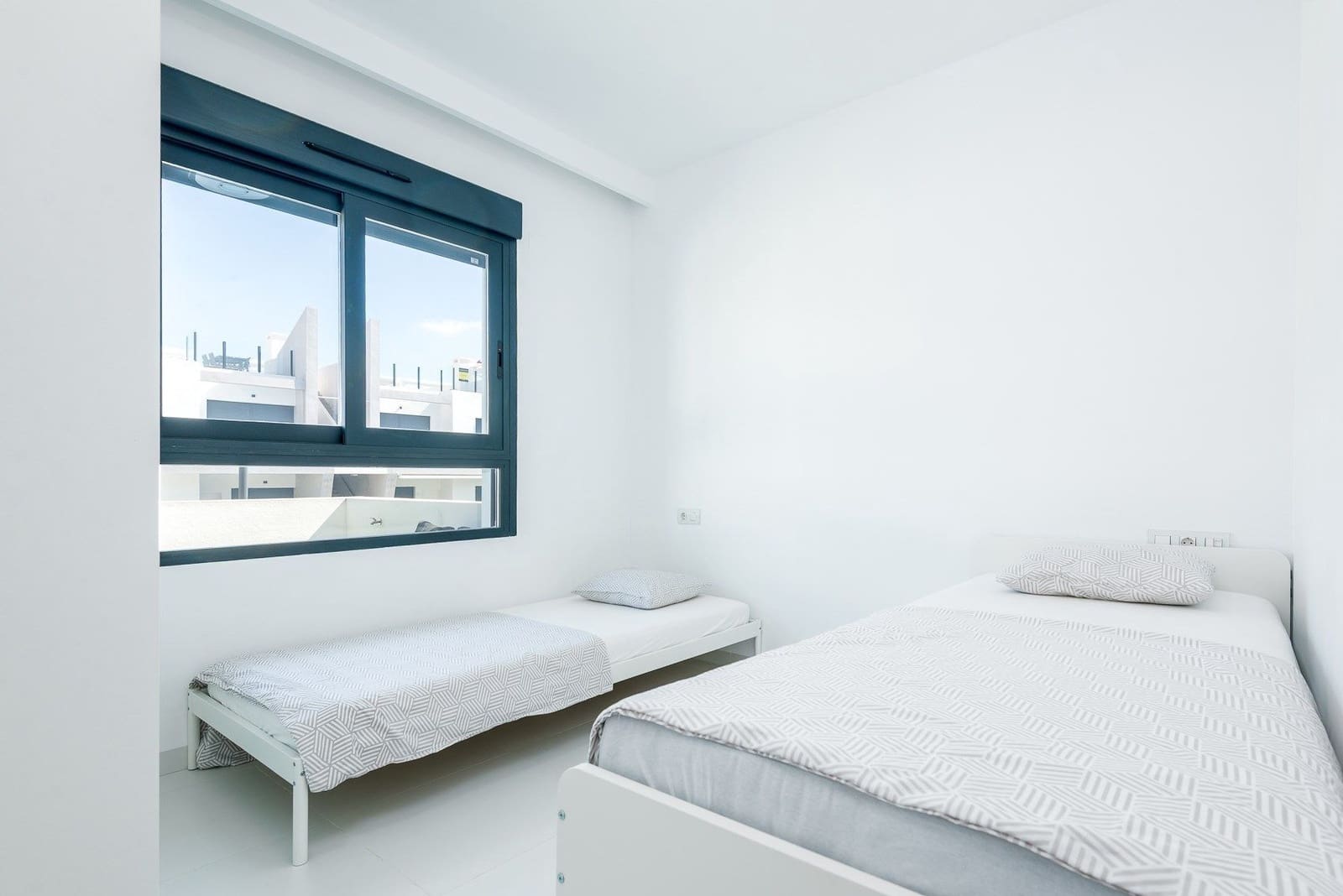 Apartamento de 2 habitaciones en San Miguel de Salinas en venta con piscina - 257.500 € (Ref: 10024300)