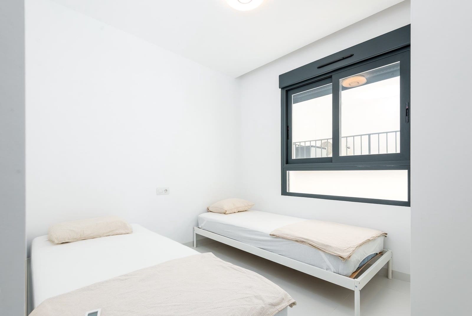 Apartamento de 2 habitaciones en San Miguel de Salinas en venta con piscina - 257.500 € (Ref: 10024300)