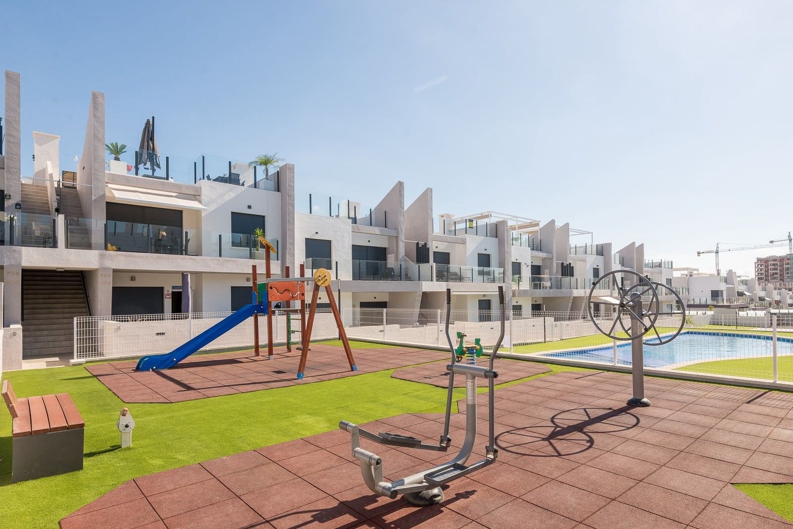 Apartamento de 2 habitaciones en San Miguel de Salinas en venta con piscina - 257.500 € (Ref: 10024300)