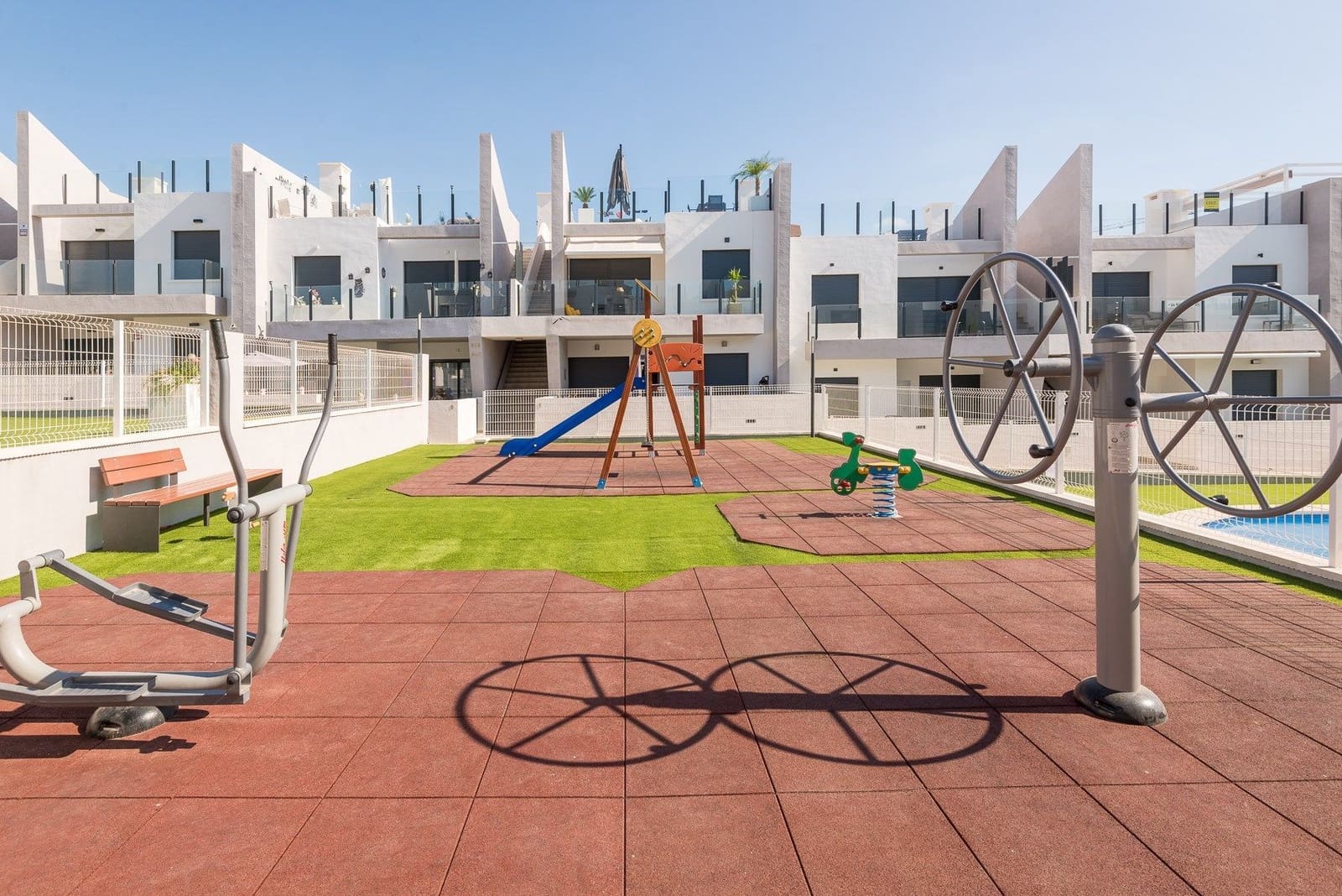 Apartamento de 2 habitaciones en San Miguel de Salinas en venta con piscina - 257.500 € (Ref: 10024300)