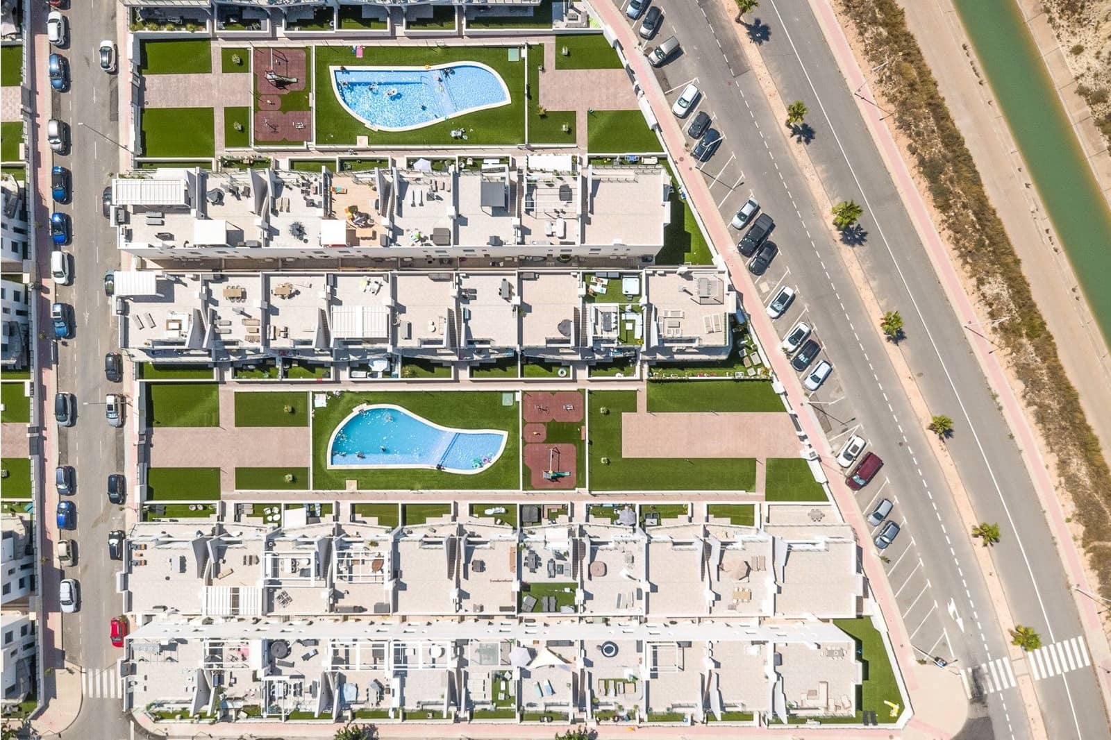 Apartamento de 2 habitaciones en San Miguel de Salinas en venta con piscina - 257.500 € (Ref: 10024300)