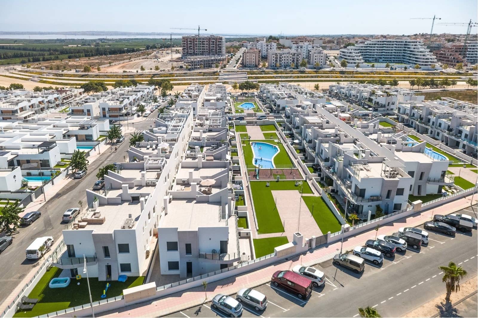 Apartamento de 2 habitaciones en San Miguel de Salinas en venta con piscina - 257.500 € (Ref: 10024300)