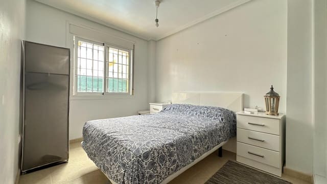 Adosado de 3 habitaciones en Los Montesinos en venta con piscina garaje - 289.950 € (Ref: 10024304)