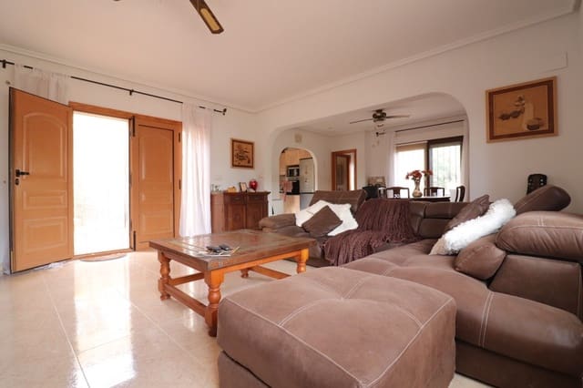 3 Zimmer Villa zu verkaufen in Daya Vieja mit Pool - 365.000 € (Ref: 10024307)