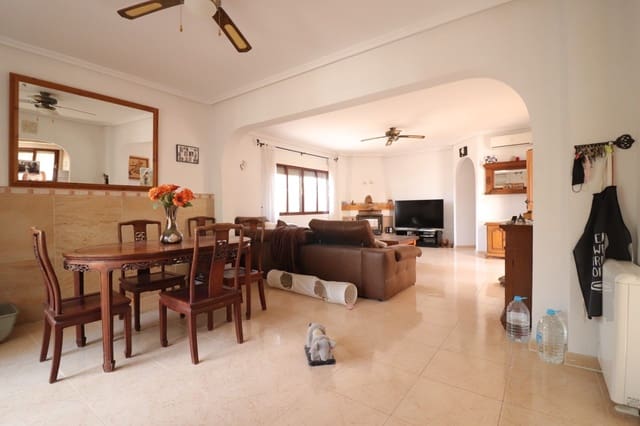 3 Zimmer Villa zu verkaufen in Daya Vieja mit Pool - 365.000 € (Ref: 10024307)
