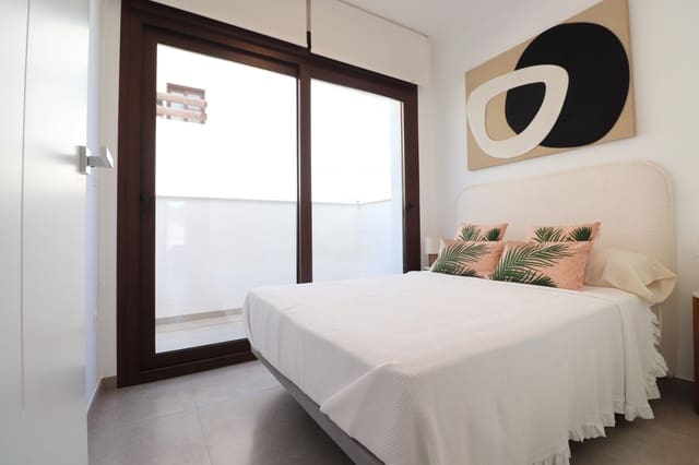 3 quarto Apartamento para venda em Los Balcones com piscina - 310 000 € (Ref: 10024310)