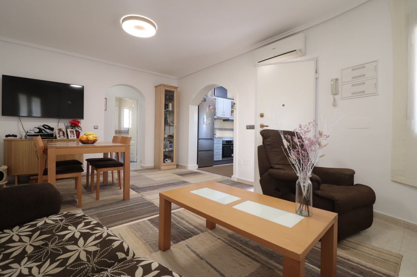 Chalet de 3 habitaciones en Benijófar en venta con piscina - 350.000 € (Ref: 10024312)